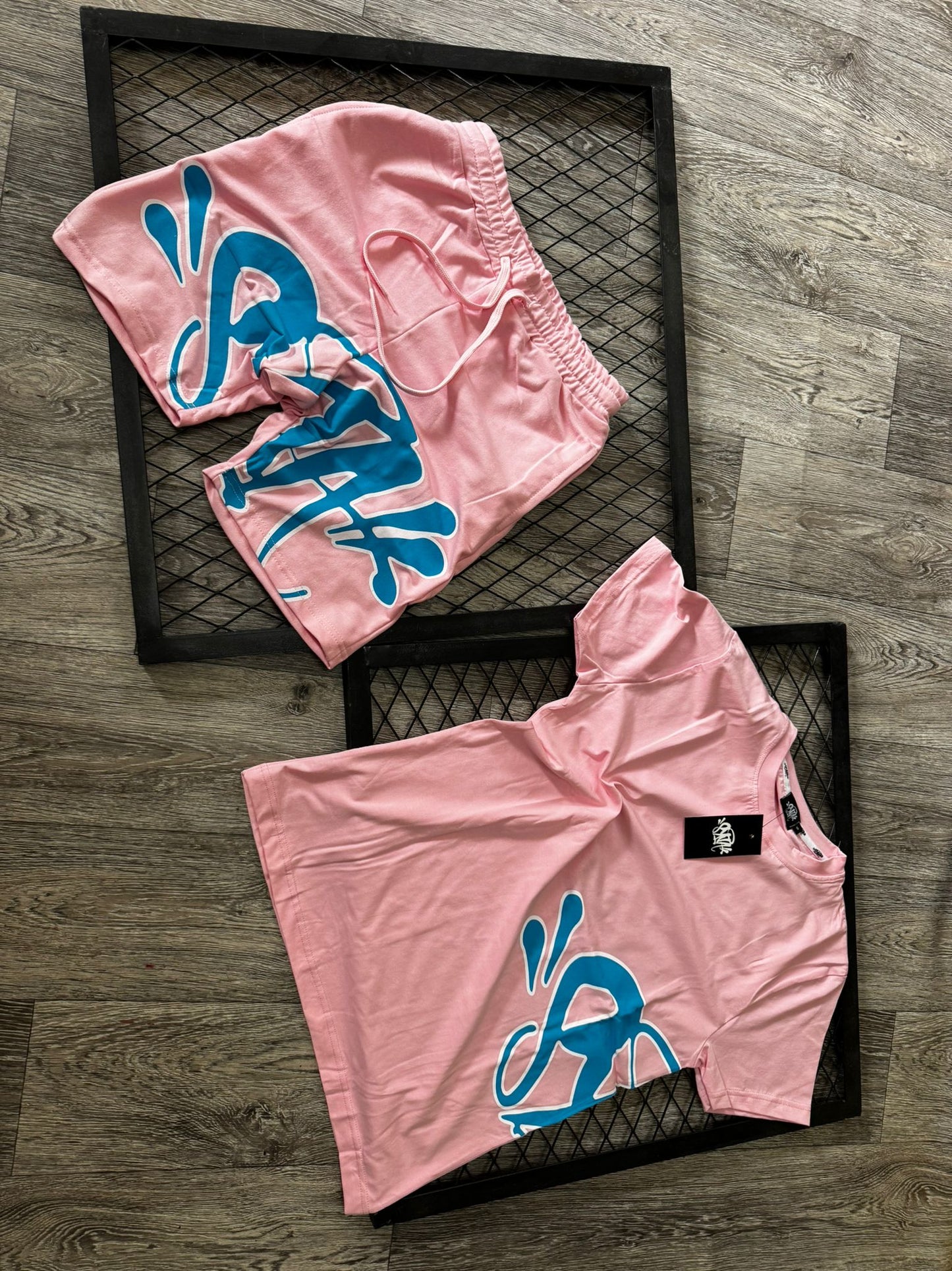 Conjunto Syna World